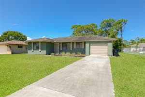 2565 Se Dogwood Ave, Port Saint Lucie