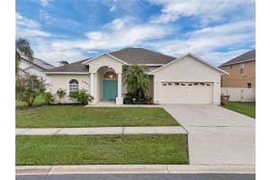 8821 KENSINGTON COURT, KISSIMMEE, FL 34747 - MLS#MFRO6345030