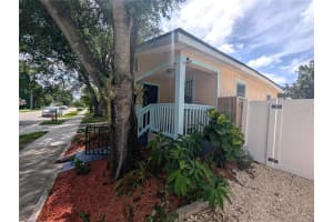 1736 CHERRY STREET, TAMPA, FL 33607 - MLS#MFRO6345098