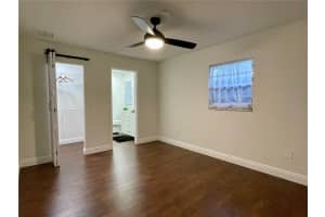 2900 LAKE ARNOLD PLACE, ORLANDO, FL 32806 - MLS#MFRO6345129