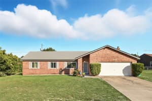 549 Mcneal Dr, DELTONA