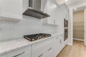 1247 CRESSWIND BOULEVARD, DELAND, FL 32724 Sold 10/27/25