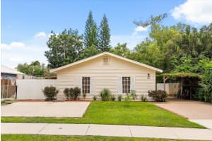 2825 MAYER STREET, ORLANDO, FL 32806 Sold 10/30/25