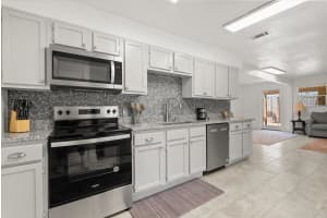 2825 MAYER STREET, ORLANDO, FL 32806 Sold 10/30/25