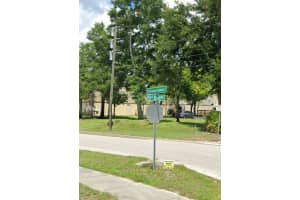 201 SPRINGVIEW COMMERCE DRIVE, DEBARY, FL 32713 Sold 11/10/25