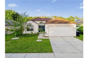 2137 Corner School Dr, ORLANDO