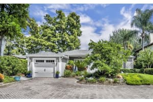 1919 Lakeside Dr, ORLANDO