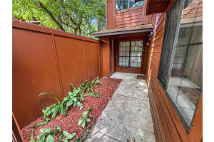 5530 8TH PLACE, GAINESVILLE, FL 32607 - MLS#MFRO6345618