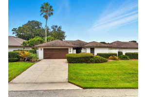 11 ABBEY COURT, HAINES CITY, FL 33844 - MLS#MFRO6345638