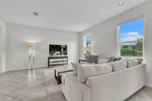 8561 LOVETT AVENUE, ORLANDO, FL 32832 - MLS#MFRO6345641