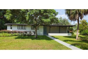 126 CYPRESS AVENUE, HOWEY IN THE HILLS, FL 34737 - MLS#MFRO6345821