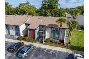 8 ESCONDIDO CIRCLE, ALTAMONTE SPRINGS, FL 32701 - MLS#MFRO6345868