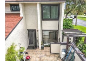4830 PLAYER CIRCLE, ORLANDO, FL 32808 - MLS#MFRO6345917