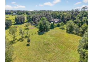 5617 CR 569, CENTER HILL, FL 33514 - MLS#MFRO6345978