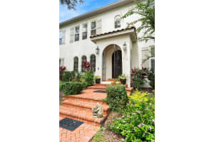 717 LAKE ADAIR BOULEVARD, ORLANDO, FL 32804 - MLS#MFRO6345984