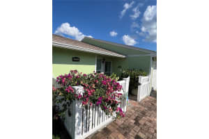 975 ALICANTE AVENUE, ORLANDO, FL 32807 - MLS#MFRO6346144