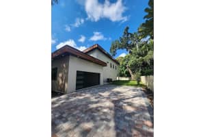 1910 CLOVERLAWN AVENUE, ORLANDO, FL 32806 - MLS#MFRO6346197