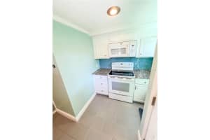 33 HAMPTON AVENUE, ORLANDO, FL 32803 - MLS#MFRO6346214