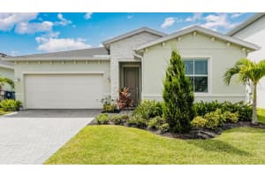 684 VERIDIAN CIRCLE, PALM BAY, FL 32907 - MLS#MFRO6346363