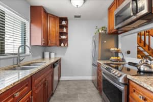 4717 CHEVY PLACE, ORLANDO, FL 32811 - MLS#MFRO6346492