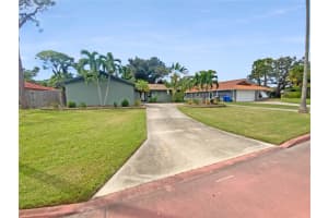7019 10TH STREET, ST PETERSBURG, FL 33705 - MLS#MFRO6346551