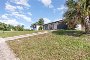 1243 WANDA LANE, DELTONA, FL 32725 Sold 11/10/25