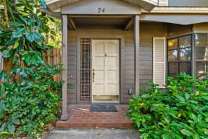 724 EDGEWATER DRIVE, ORLANDO, FL 32804 - MLS#MFRO6346663