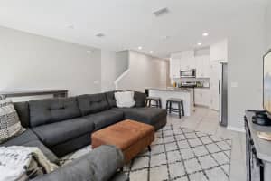1106 ARBOUR VERDE COURT, TAMPA, FL 33613 - MLS#MFRO6346763