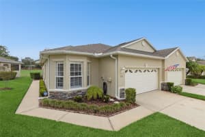 110 Lower Lake Ct, DEBARY