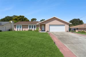 2250 E Union Cir, DELTONA