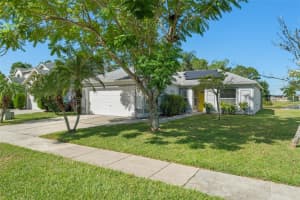 1942 CORNER SCHOOL DRIVE, ORLANDO, FL 32820 - MLS#MFRO6347005