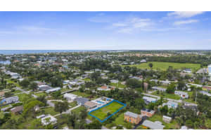 216 PAVONIA ROAD, NOKOMIS, FL 34275 - MLS#MFRO6347009