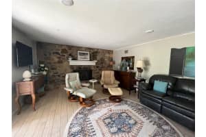 15501 SE 275th Ave, Umatilla, FL 32784, Sold 09/24/25