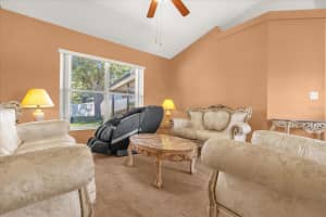 11725 FOXGLOVE DRIVE, CLERMONT, FL 34711 - MLS#MFRO6347087
