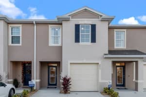 2649 Olympic Ct, DAVENPORT