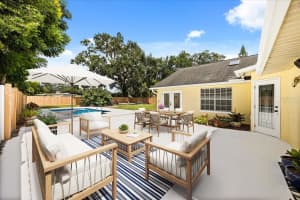 1615 POE AVENUE, ORLANDO, FL 32806 - MLS#MFRO6347145