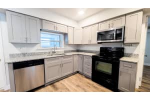 1095 GOLDEN ISLE DRIVE, MOUNT DORA, FL 32757 - MLS#MFRO6347217