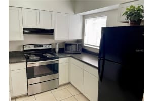 330 SCOTTSDALE SQUARE, WINTER PARK, FL 32792 - MLS#MFRO6347287