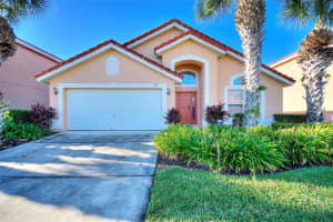 714 SOLANA CIRCLE, DAVENPORT, FL 33897 Sold 10/30/25