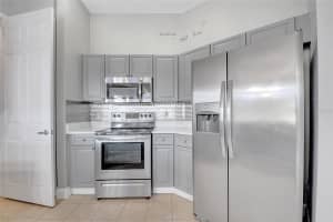 617 TERRACE RIDGE CIRCLE, DAVENPORT, FL 33896 - MLS#MFRO6347341