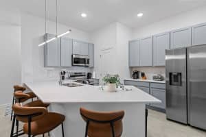 10317 EBB TIDE LN, ORLANDO, FL 32821 - MLS#MFRO6347403