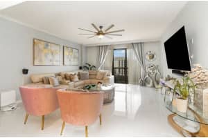 530 CENTRAL BOULEVARD, ORLANDO, FL 32801 - MLS#MFRO6347406