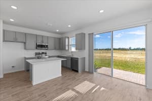 102 ANTIETAM AVENUE, ORANGE CITY, FL 32763 - MLS#MFRO6347463