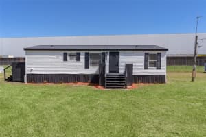 8903 HAMMOCK LOOP, POLK CITY, FL 33868 Sold 12/04/25