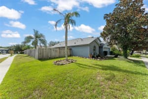 25424 DIVOT DRIVE, SORRENTO, FL 32776 - MLS#MFRO6347592