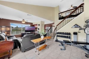 2210 KENTUCKY DERBY DRIVE, ORLANDO, FL 32825 Sold 12/04/25