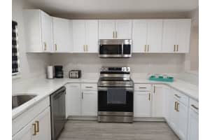 2506 18TH AVENUE, BRADENTON, FL 34205 - MLS#MFRO6347717