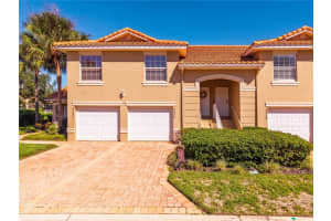 5336 EDGEWATER WAY, OXFORD, FL 34484 - MLS#MFRO6347999