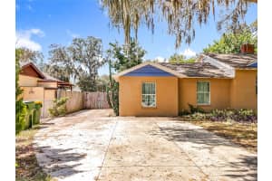 109 OAKLAND STREET, LEESBURG, FL 34748 - MLS#MFRO6348065