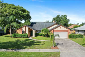 2530 CREEKVIEW CIRCLE, OVIEDO, FL 32765 - MLS#MFRO6348110